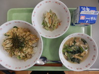 写真：11月8日の給食