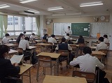 写真：6月2日授業再開の様子1