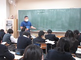 写真　1年道徳授業