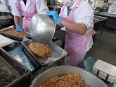 写真　給食　松風焼き