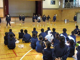 写真　1学年　授業の様子