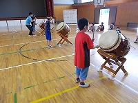 写真：ぶちあわせ太鼓　練習の様子1