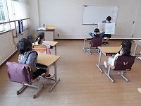 写真：分散登校した教室の様子3