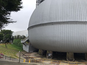 多摩六都科学館の外観