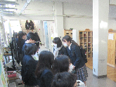 写真　募金活動