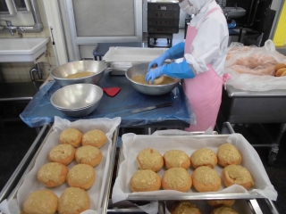 給食