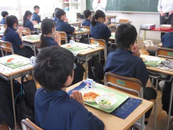 写真　給食