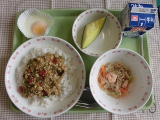 給食
