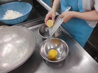 給食