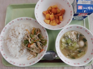 給食