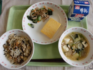 給食