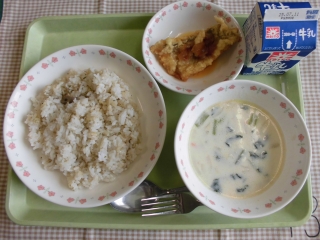 給食