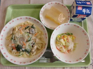 給食