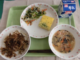 給食