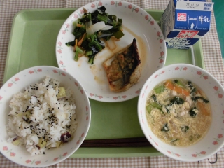 給食