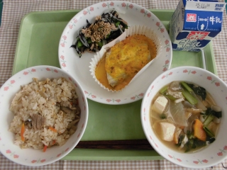 給食