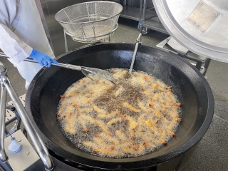 給食