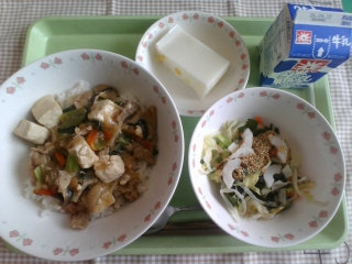 給食