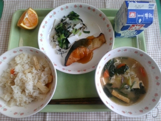 給食