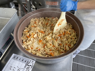 給食