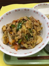 写真：回鍋肉丼