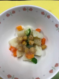 写真：芋と豆のサラダ