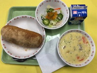 写真：12月4日の給食