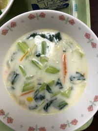 写真：チンゲン菜のクリームスープ