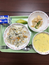 写真：5月23日の給食