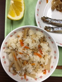 写真：たけのこのご飯