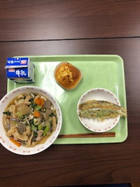 写真：4月27日の給食