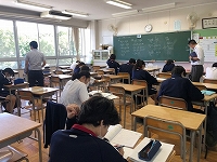 写真：少人数での授業の様子6