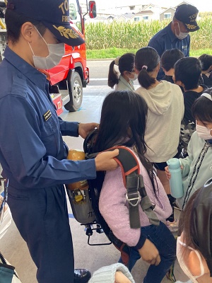 見学の様子2