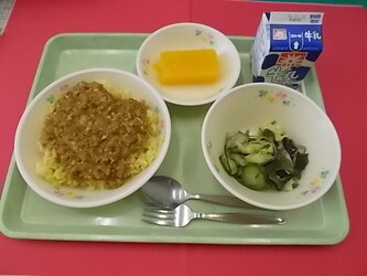 しょく