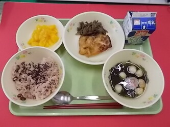しょく