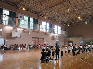 交流