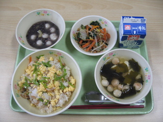 給食