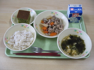 給食