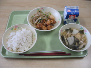 給食