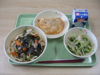 給食