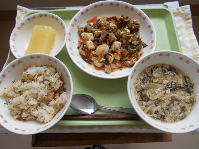 給食メニュー