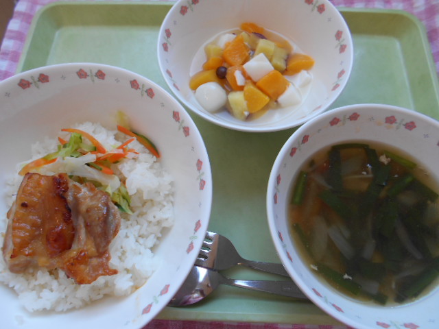 給食