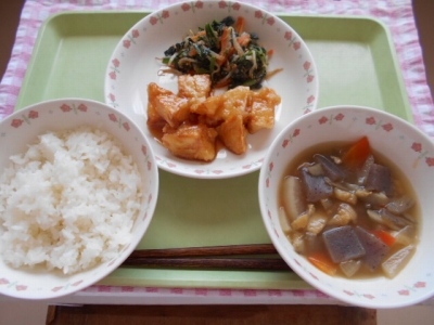給食