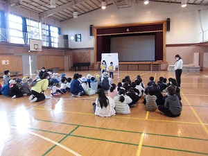 1年