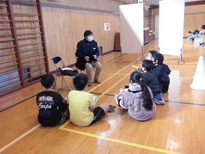 4年