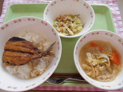 給食
