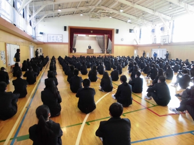 全校朝礼