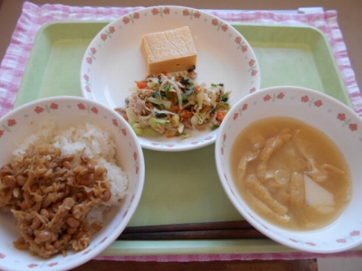 給食