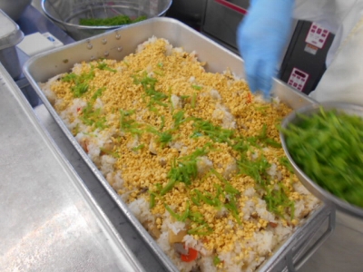 給食