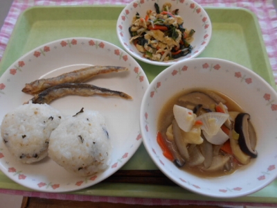 給食